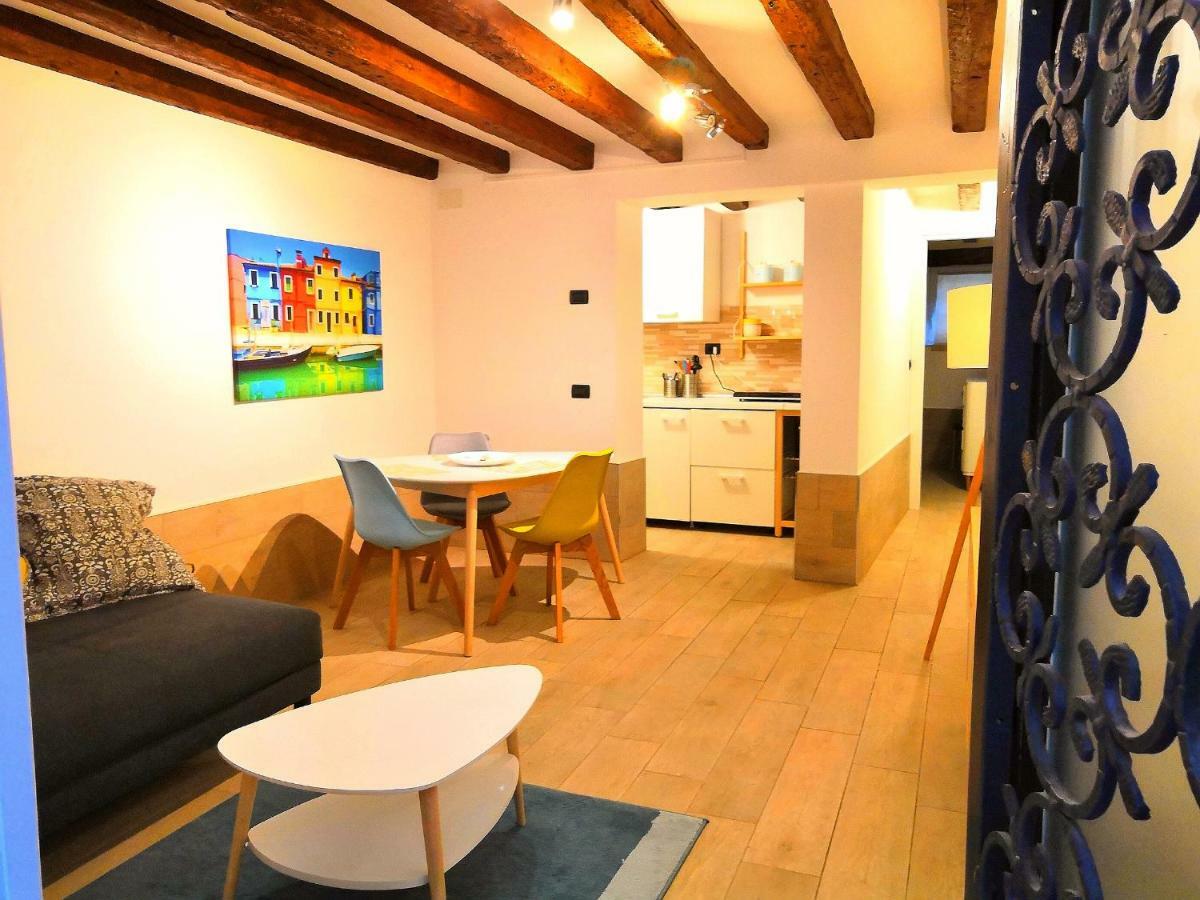 Alcova Apartament *